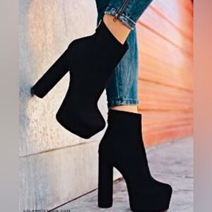 Who What Wear Black Heeled Boots